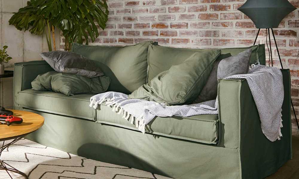 Cleaning canvas patio furniture covers.