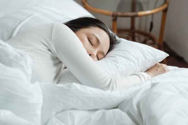 understanding the benefits of a non fitted sheet